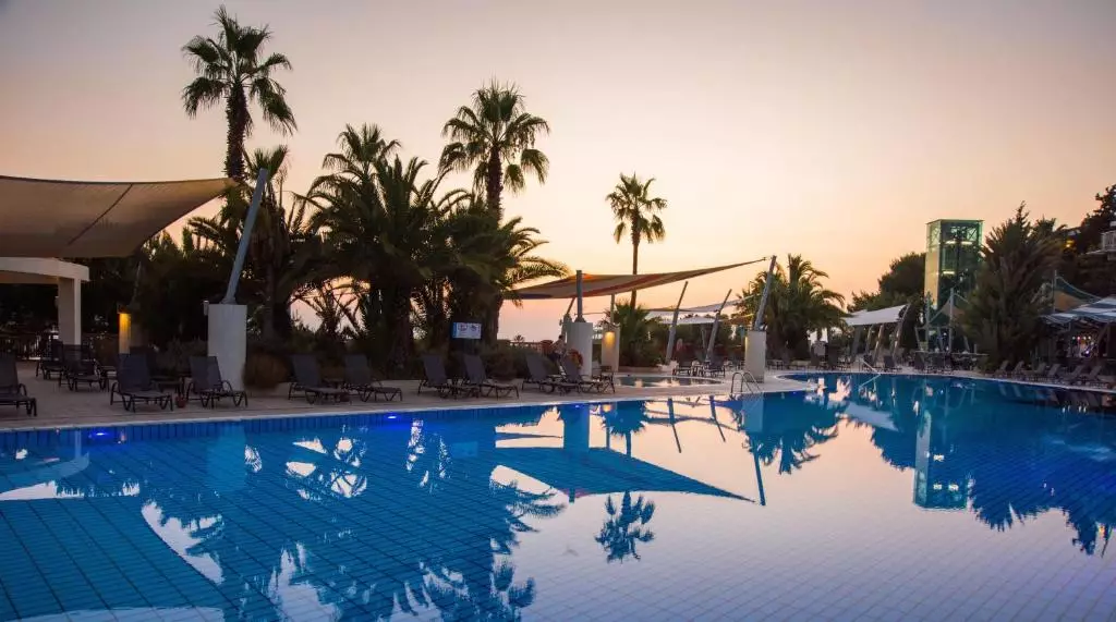 استخر Pine Bay Holiday Resort Hotel Kusadasi